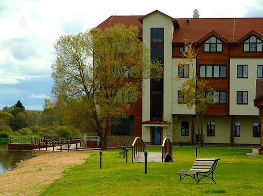 Загородный отель «Zavidovo resort» 